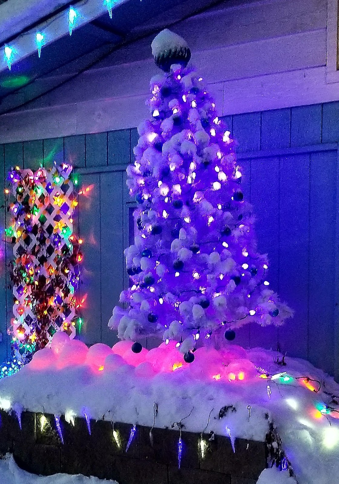 When to take down Christmas lights in Fairbanks?