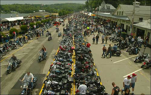 how to ride a motorcycle: laconia bike week