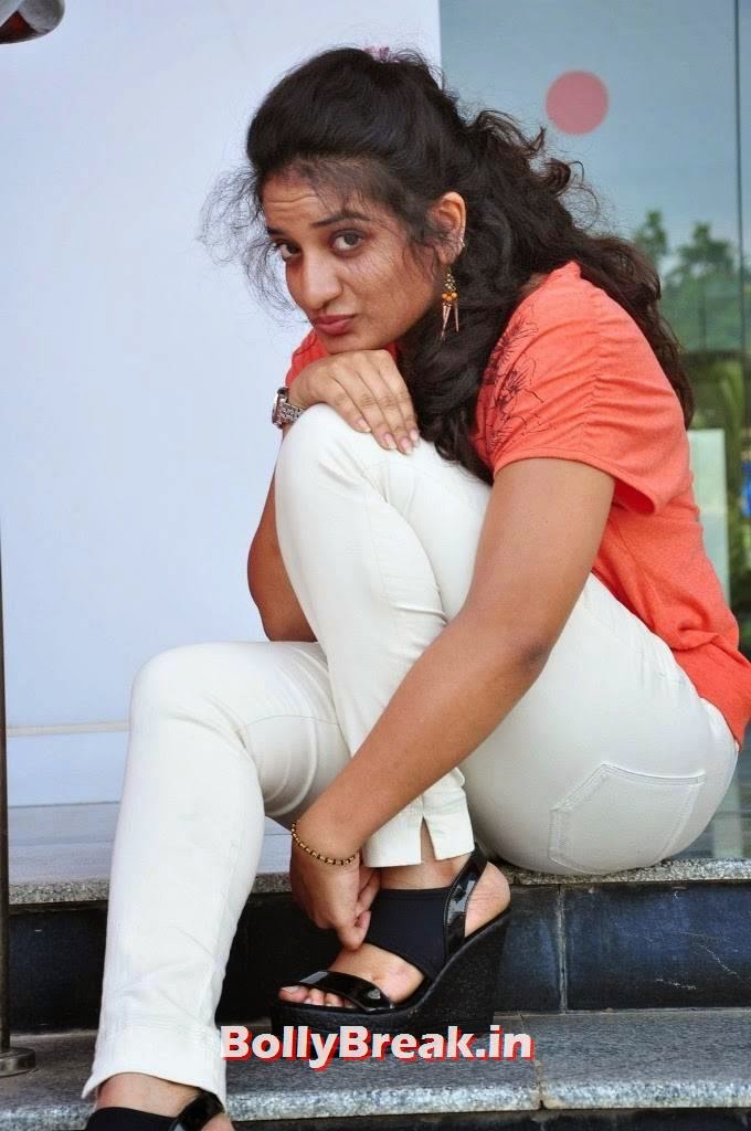 Fat South Indian Actress In White Tight Jeans - 5 Pics-9956