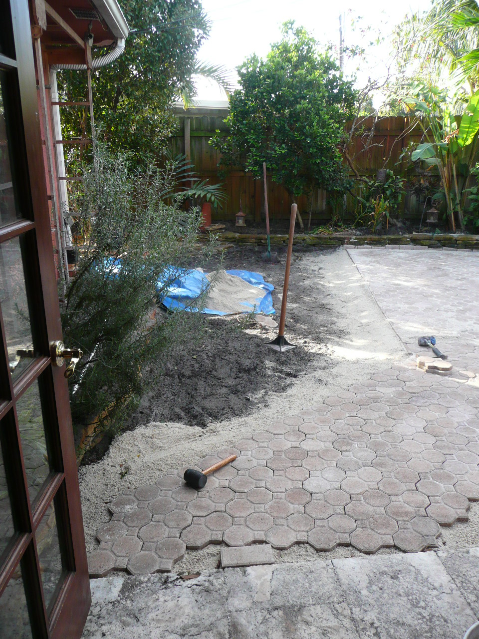 Gardening South Florida Style: Our new backyard patio
