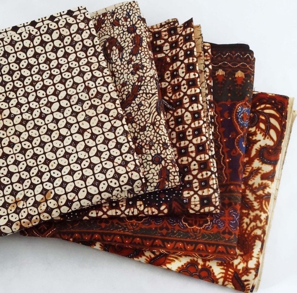  Pengertian Batik  Sejarah Batik  dan 4 Contoh Motif Batik  