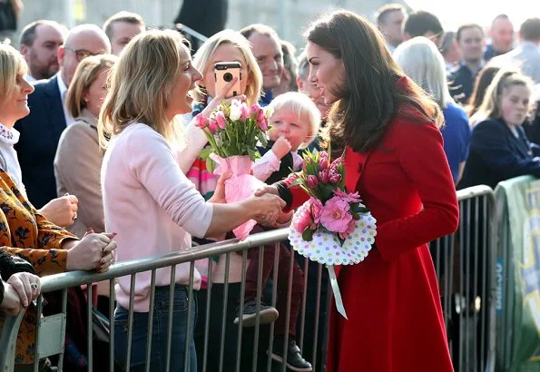 Kate Middleton wore Ralph Lauren cable-knit cricket sweater, accessorised Kiki McDonough Lauren earrings