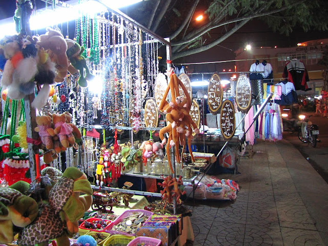 Shop Dalat Market