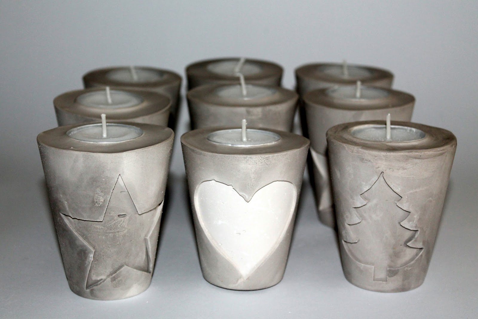 DIY Gips / Beton Teelichthalter Weihnachten - DIYCarinchen