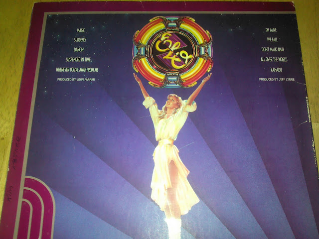 back cover of Xanadu 1980 soundtrack album movieloversreviews.filminspector.com