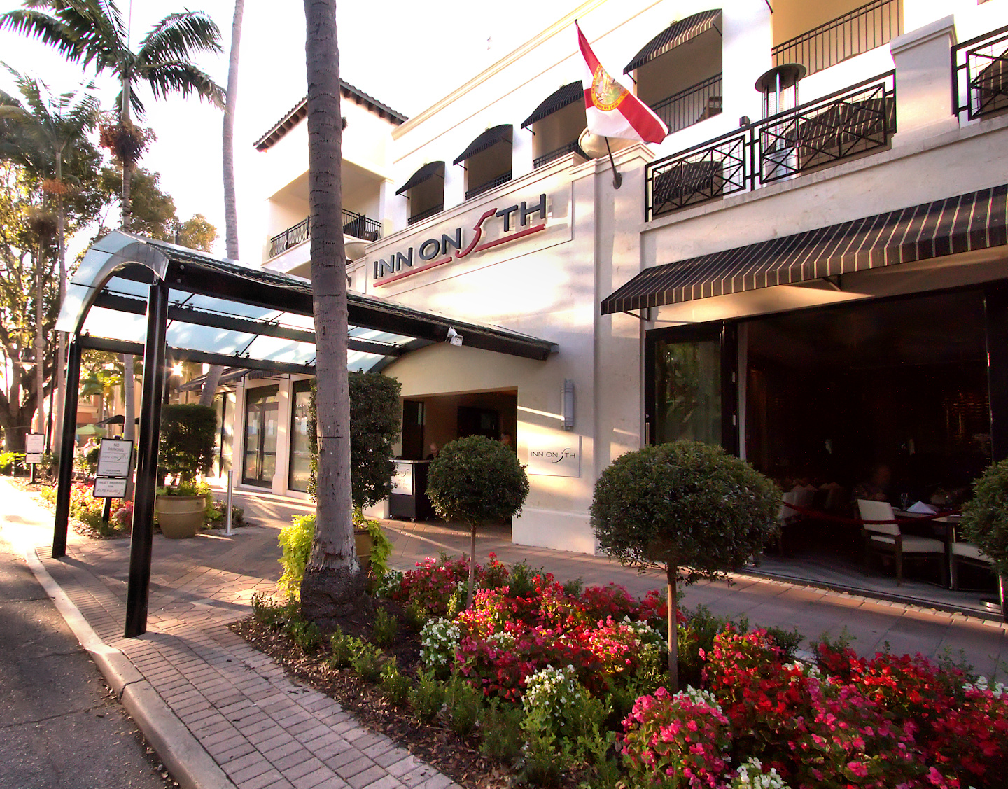 Southwest Florida Forks WillaKenzie Estate Wine Tasting