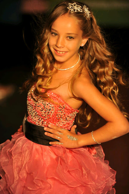 Cayla van Eeden: Modelcup SA National Finals 2012