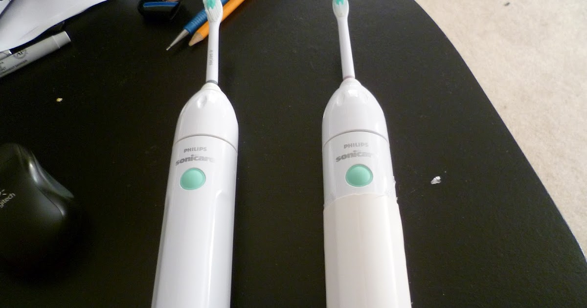 philips-one-by-sonicare-rechargeable-toothbrush-champagne-hy1200-05