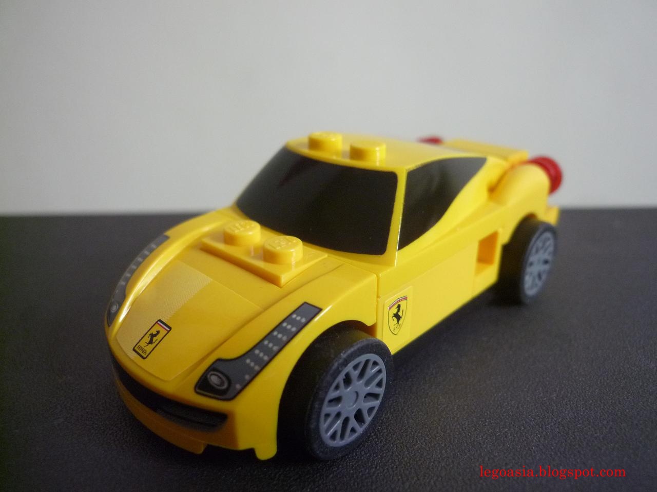 Lego Asia: Lego Shell Ferrari Complete Set...Finally!
