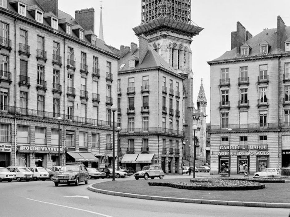 NANTES la ville d'après guerre NANTES la place Royale NANTES la ville d'après guerre NANTES la place Royale