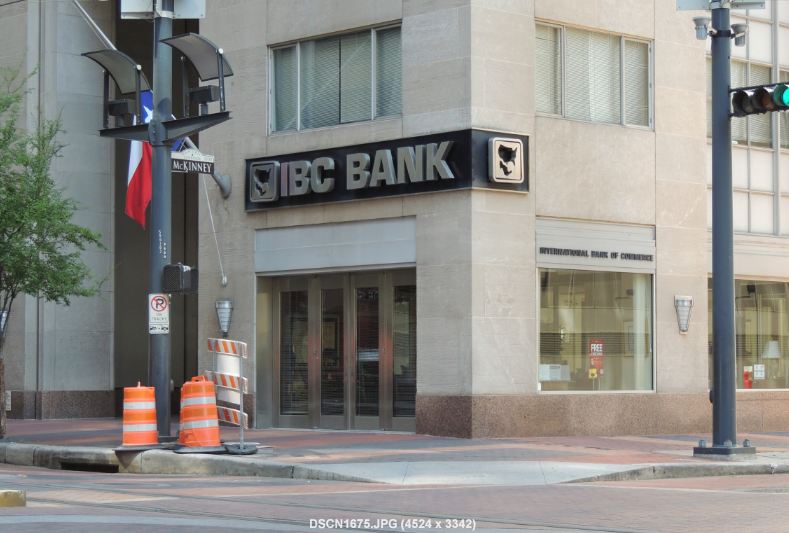 Houston in Pics IBC Bank Downtown on Main Street Corner of McKinney