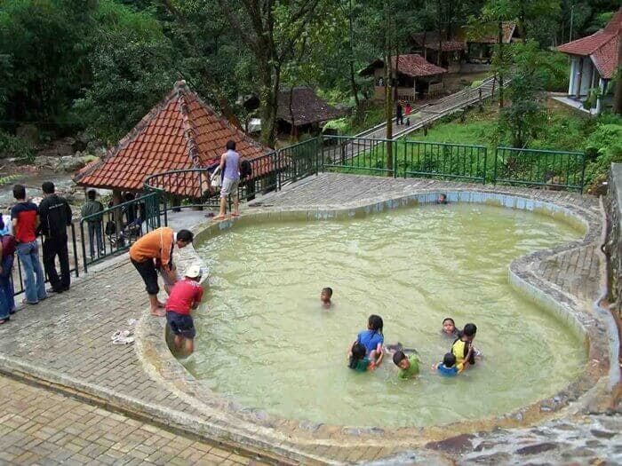 5 Tempat Wisata Menarik dan Populer di Bogor Yang Bisa Kamu Kunjungi Saat Libur Panjang Tiba tempat wisata di bogor, objek wisata di bogor, wisata menarik di bogor, wisata gratis di bogor, tempat wisata di bogor, tempat wisata di bogor puncak, tempat wisata di bogor best vacation, tempat wisata di bogor 2018, tempat wisata di bogor terbaru, tempat wisata di bogor kota, tempat wisata di bogor murah, tempat wisata di bogor untuk anak, tempat wisata di bogor terbaru 2018, tempat wisata di bogor kekinian, tempat wisata di bogor yang dekat stasiun, tempat wisata di bogor yg murah, tempat wisata di bogor murah meriah, tempat wisata di bogor barat, tempat wisata di bogor rasa eropa, tempat wisata di bogor yang hits, tempat wisata di puncak bogor 2018, tempat wisata di bogor sentul, tempat wisata di sentul bogor jawa barat, tempat wisata di bogor dan sekitarnya, tempat wisata kuntum bogor, 10 tempat wisata di bogor, tempat wisata di bogor selatan, tempat wisata di bogor jawa barat, 5 tempat wisata di bogor, tempat wisata di bogor jungle land, tempat wisata di bogor yang ada penginapannya, tempat wisata di bogor yang bagus untuk foto