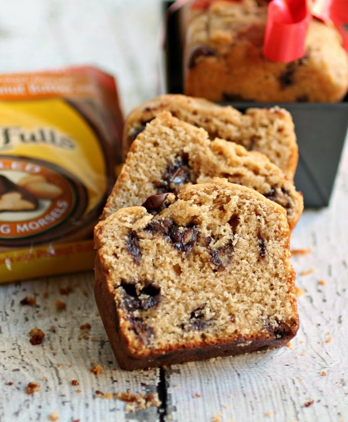 Hungry Couple Peanut Butter and Chocolate Morsel Snack Cakes
