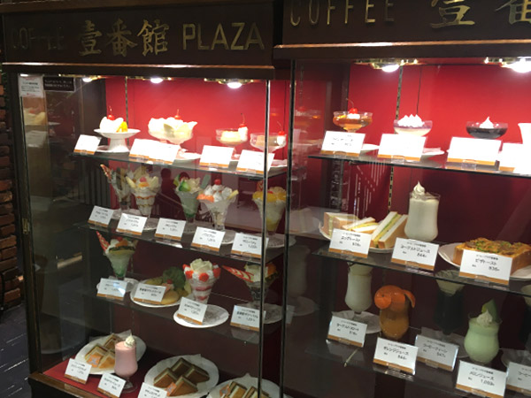 柏高島屋内にある純喫茶『コーヒープラザ壹番館』の食品サンプル