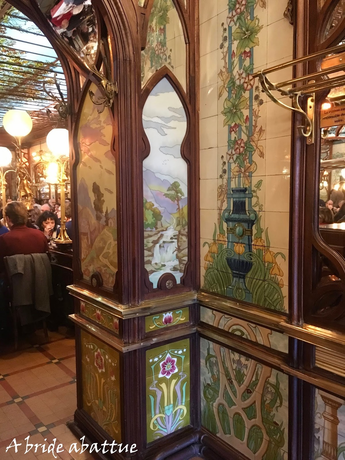 A bride abattue Le Bouillon Chartier rouvre au 59, boulevard du