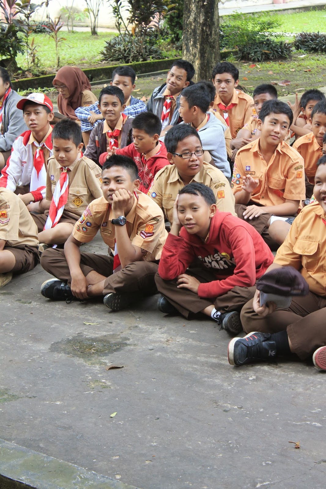 Pramuka SMP IBA Palembang: Foto dan Video Pramuka