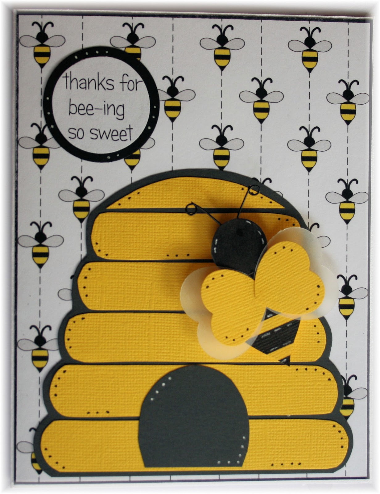Scrappinmad-Karien: Beehive card