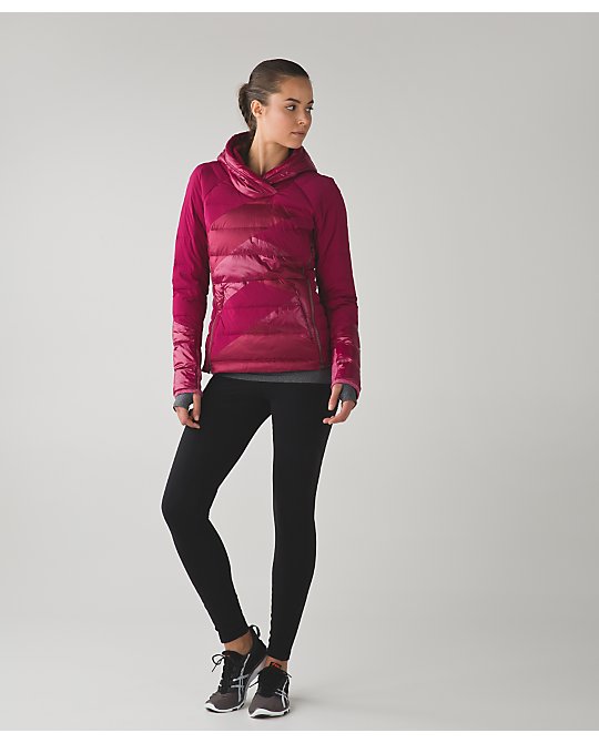 lululemon down-right-cozy-pullover berry-rumble
