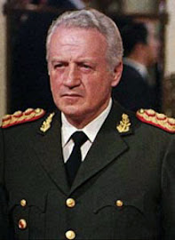 TENIENTE GENERAL FORTUNATO LEOPOLDO GALTIERI (15/07/1926 – 12/01/2003).