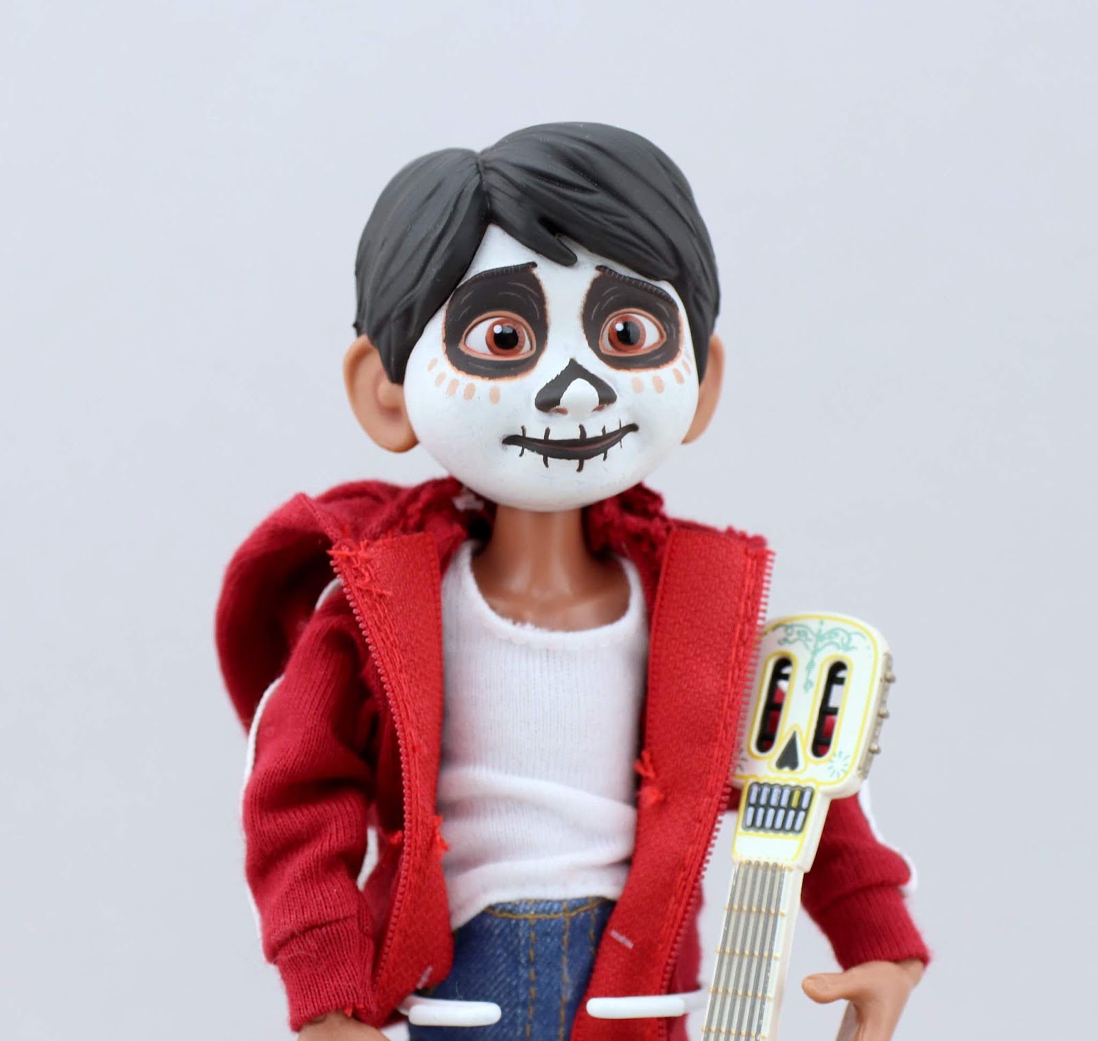 Disney Pixar Coco Miguel Singing Figure | lupon.gov.ph