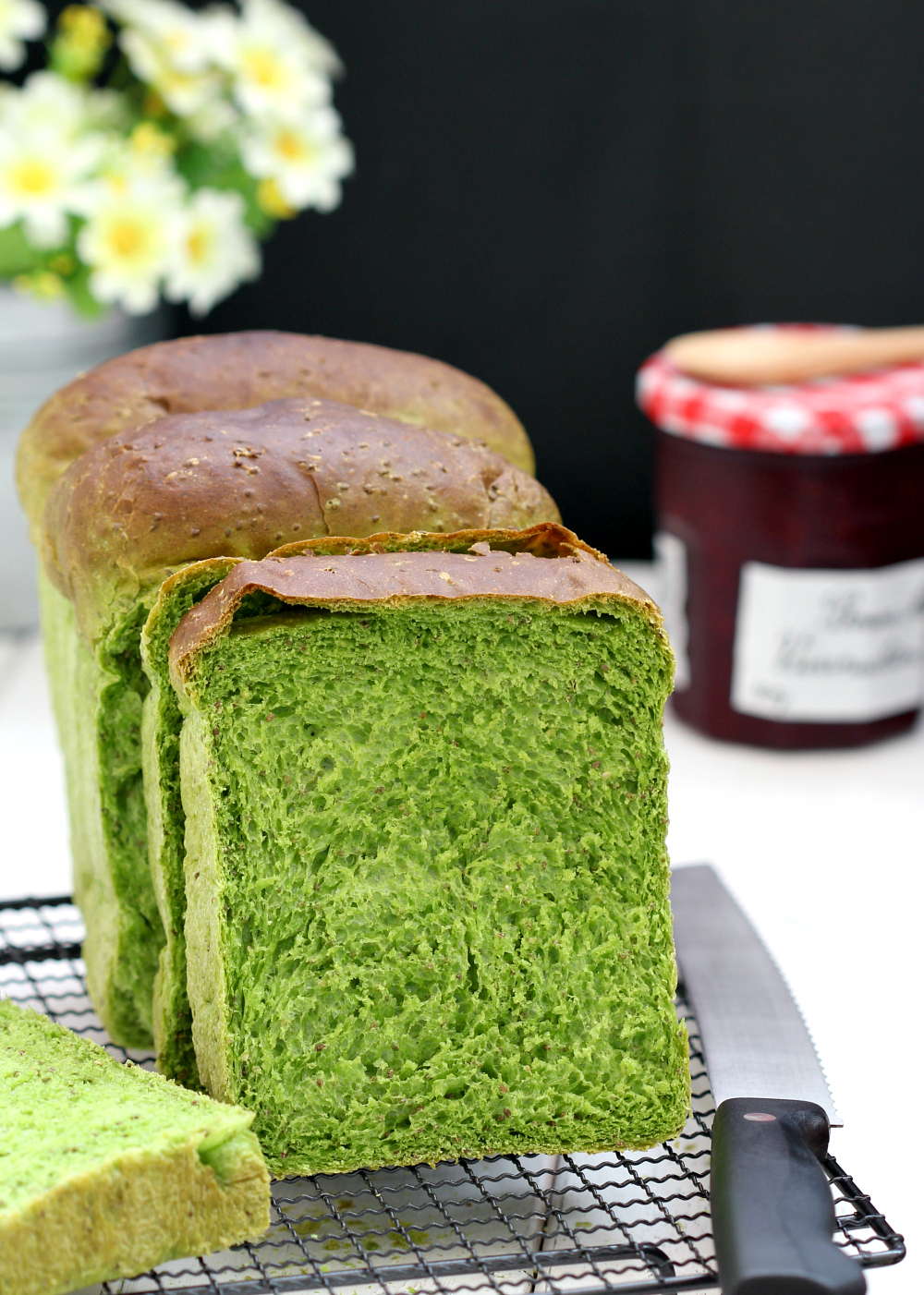 Chiagreen tea milk bread