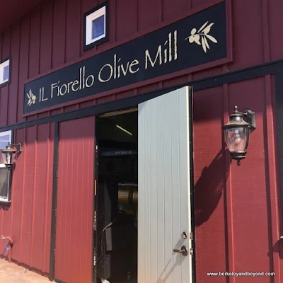exterior of Il Fiorello Olive Oil Company in Fairfield, California