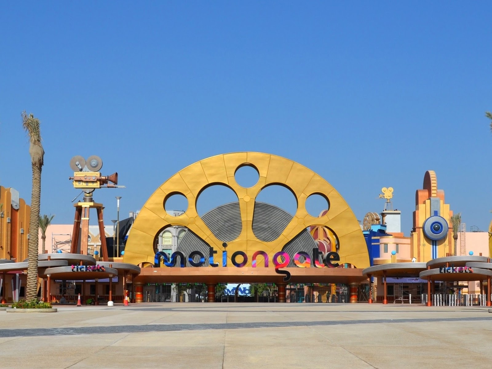 моушен гейт парк в дубае. моушен гейт дубай аттракционы. моушен гейт парк в дубае. моушен гейт парк в дубае. Motiongate dubai аттракционы.