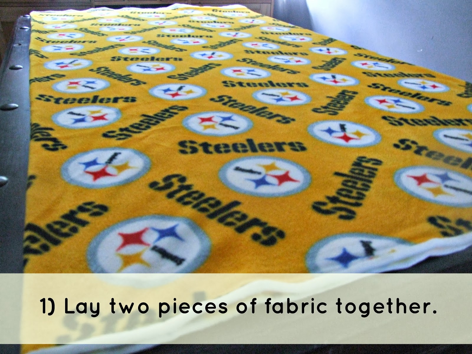 so gezellig DIY > no sew tie blanket