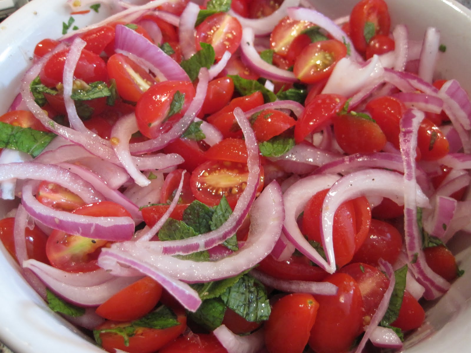 Making Michael Pollan Proud Red Onion, Tomato and Mint Salad