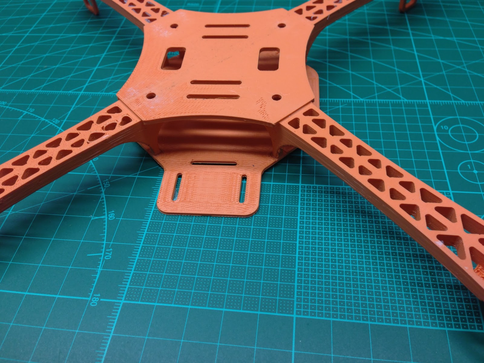 EastBay RC: 3D-printed Micro Quad