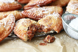 Deep Fried Pecan Pies Deep Fried Pecan Pies