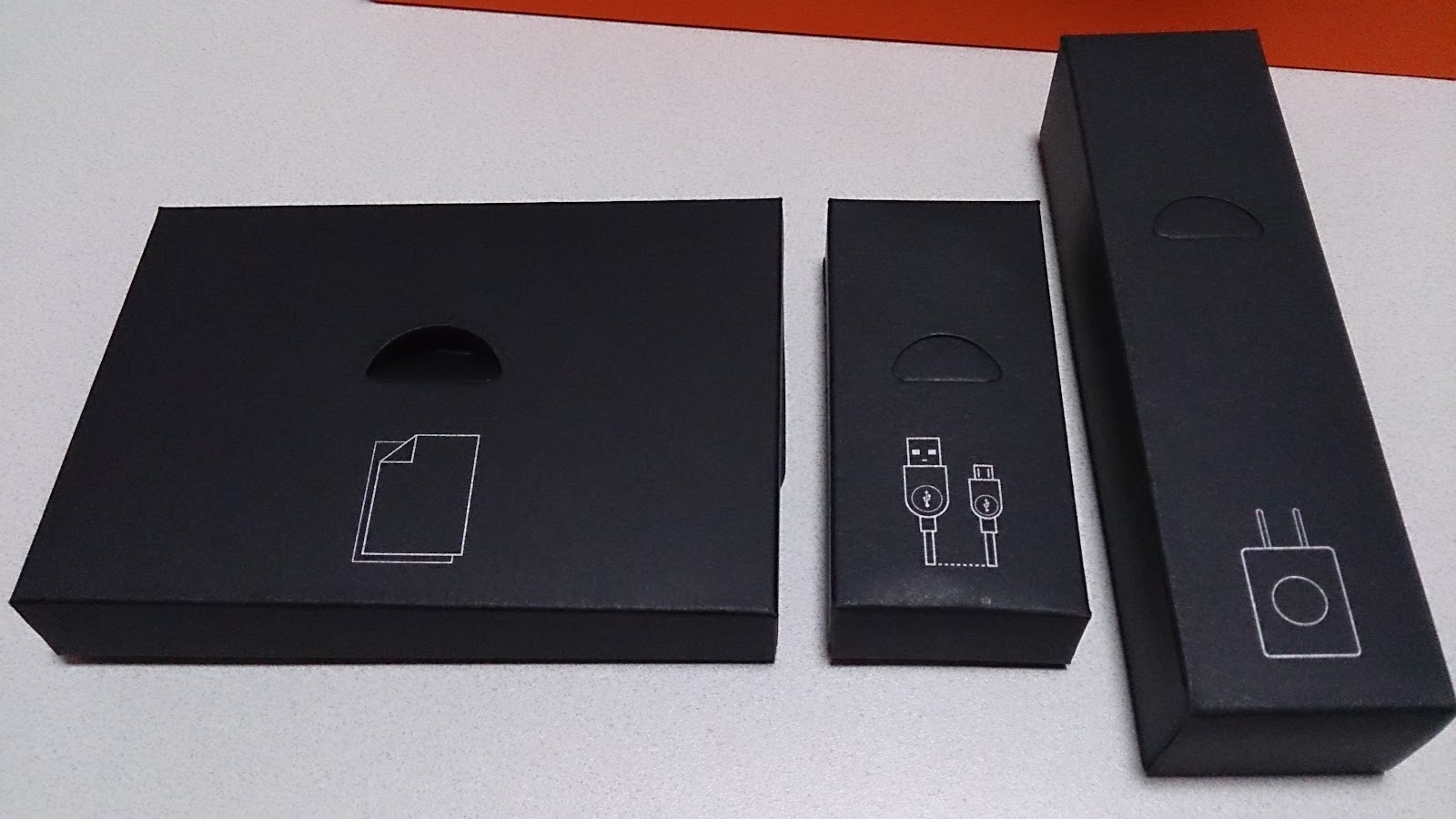 Yoga Tab 3 8 Simフリー版 外観レビュー くろすブ