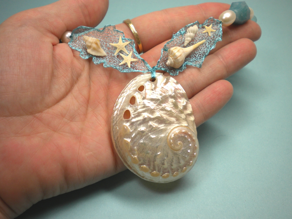 Del's Shells Seashell Statement Necklaces