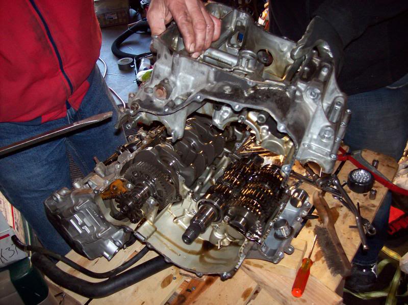 Honda CBR 929rr/954rr HOW TO Rebuild a Motorcycle Transmission