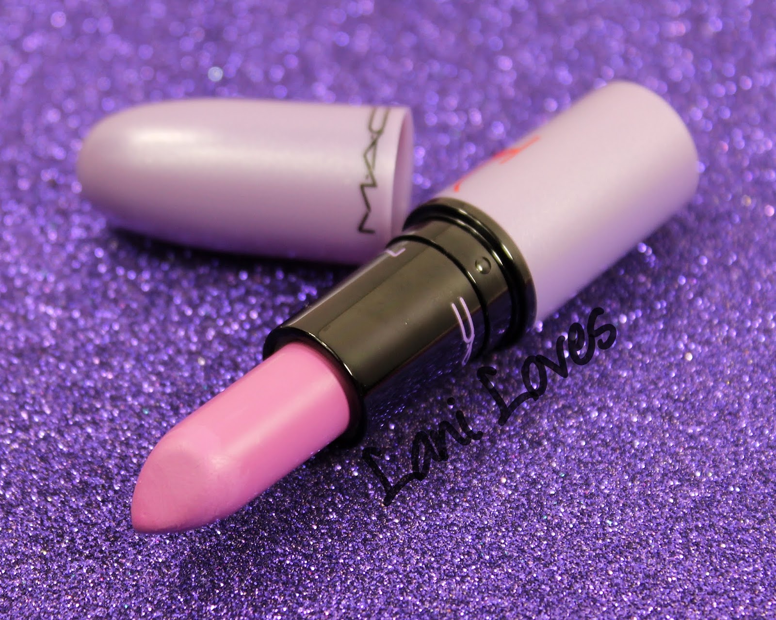 MAC Dodgy Girl Lipstick
