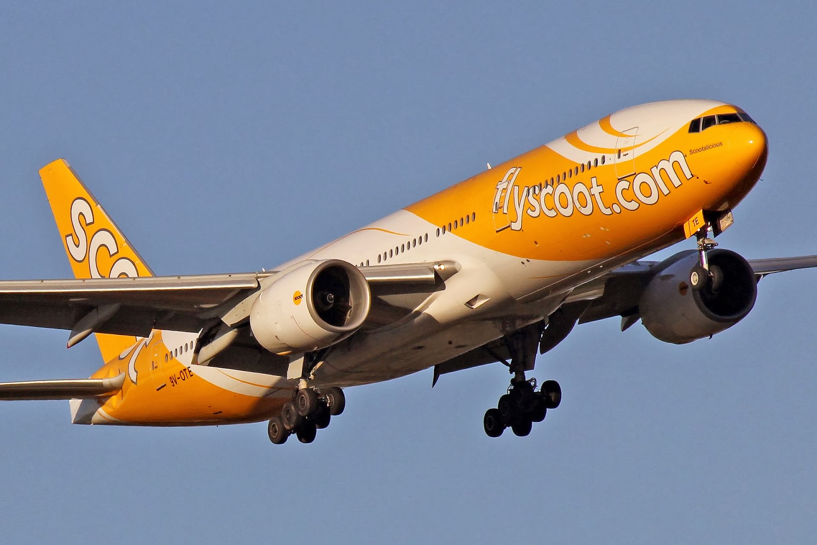 Perth Airport Spotter's Blog B777212 (ER) 9VOTE (New