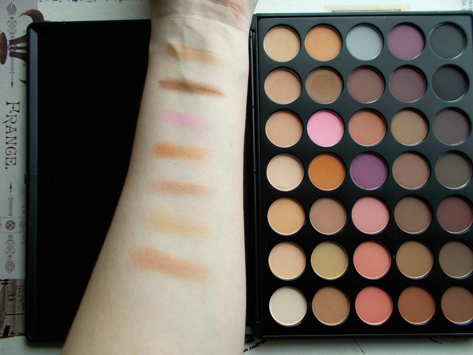 Morphe Brushes BeautyBay review 35N colour matte palette 2nd row swatches