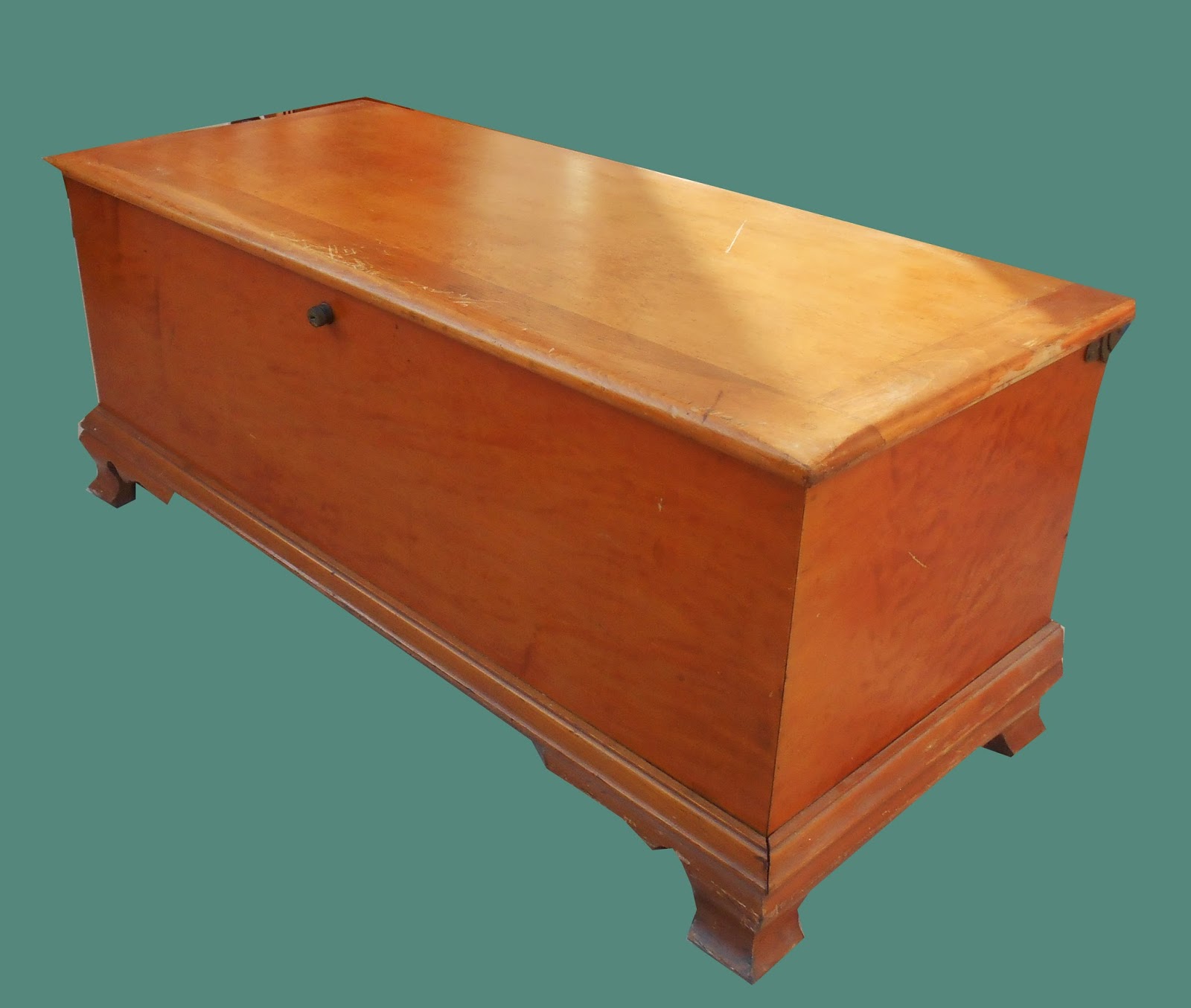 Uhuru Furniture & Collectibles Vintage Cedar Chest REDUCED 95 SOLD