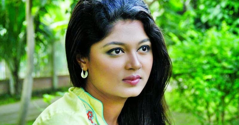 All Actress Biography And Photo Gallery Moushumi Hamid