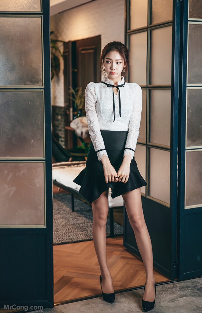 Beautiful Park Jung Yoon in the January 2017 fashion photo shoot (695 photos) photo 31-3