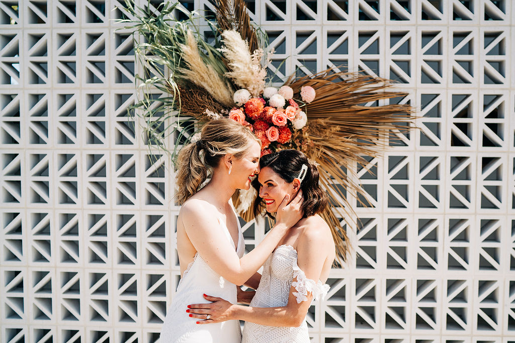 dani bartlett photography tropical twist floral design pampas grass bridal gowns jewellery bridal hair makeup