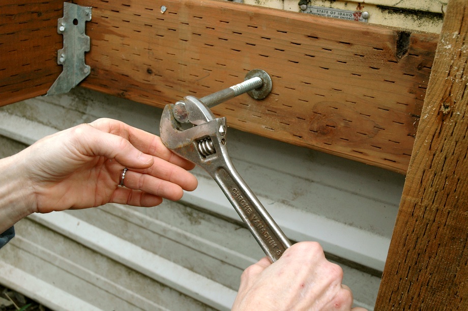 Widespread Industrial Supplies Inc. Carriage Bolts for Pressure