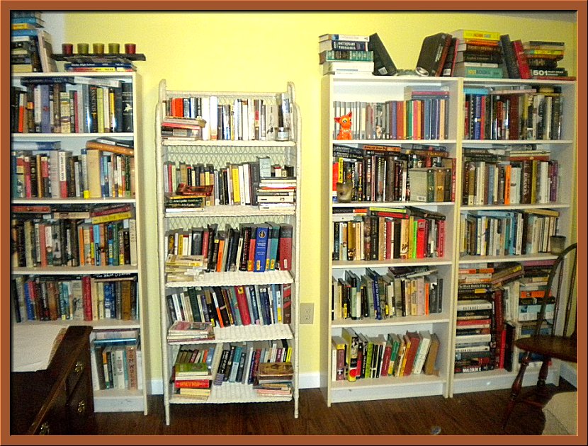 Kittling Books Scene of the Blog Featuring Stephanie of Reviews by Lola!