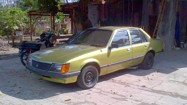 Holden VH Commodore