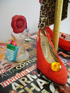 ♥ Objectified Venus red shoes...