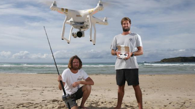 Luar Biasa Serunya Memancing Ikan Dengan Bantuan Drone