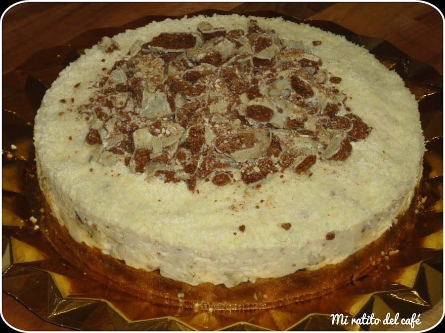 Tarta de chocolate blanco y filipinos