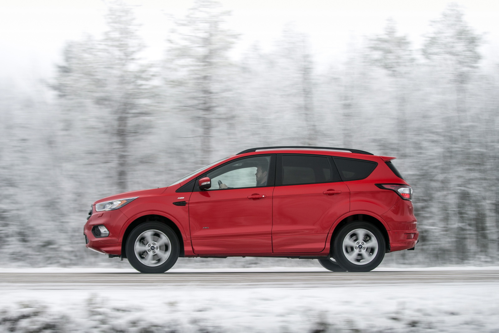 Ford Says Affordable Electric Crossover Will Have 300+ Mile Range
