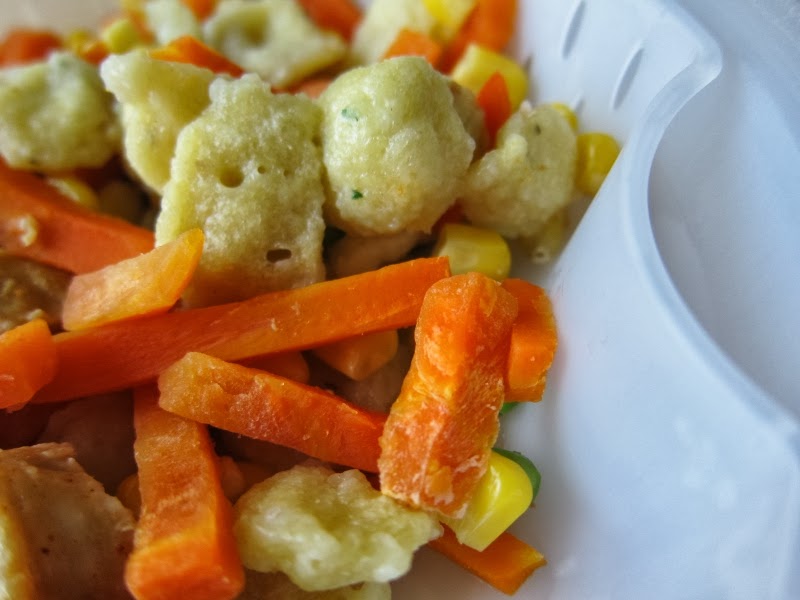 Frozen Friday Healthy Choice Crustless Chicken Pot Pie