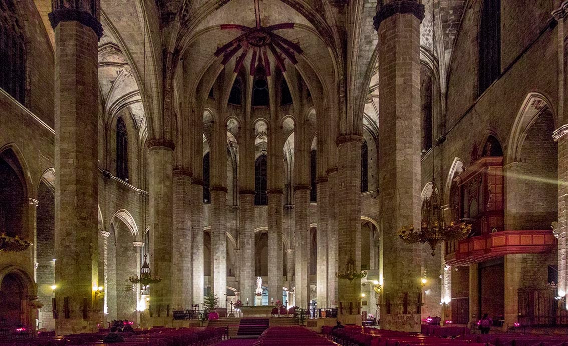Suite De La Catedral Del Mar Espacios Plurales: Los sonidos de la Catedral del Mar son enormes silencios